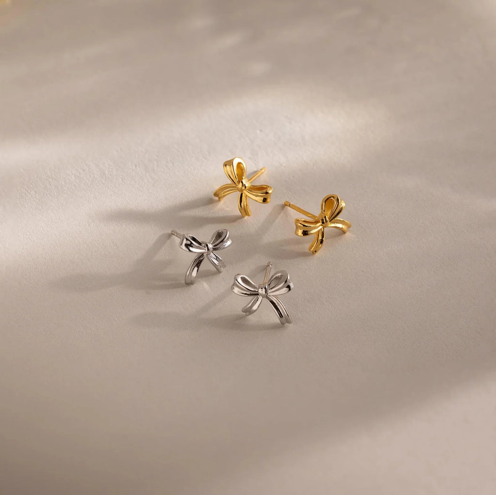 Delicate bow earrings