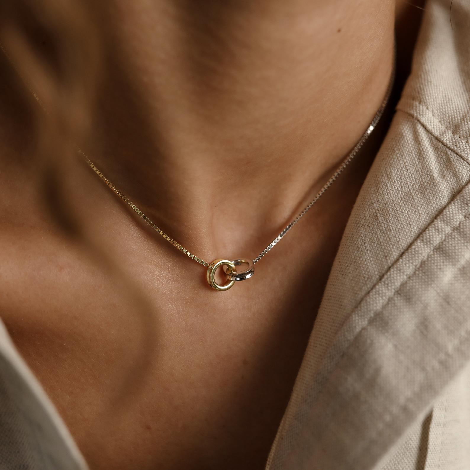 Connecting Necklace