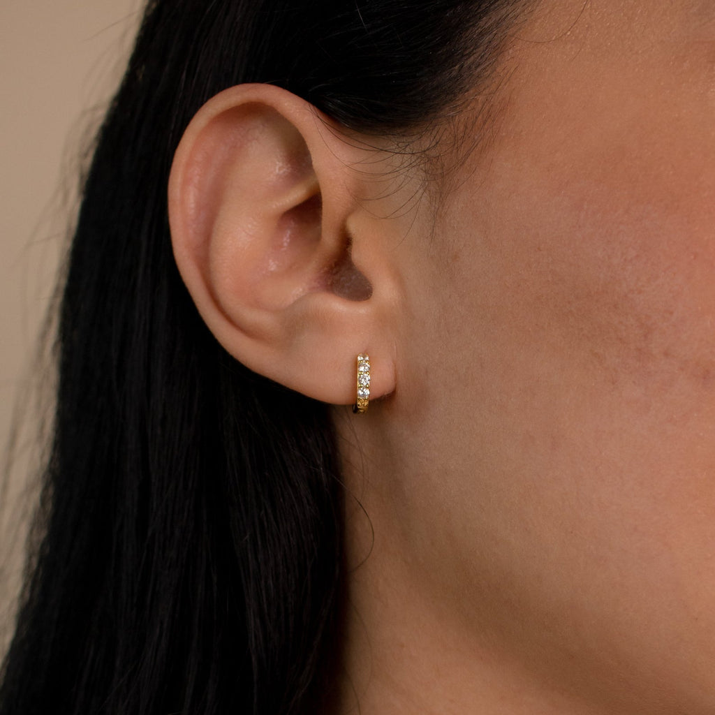 Leah Diamond earrings in 18k gold.