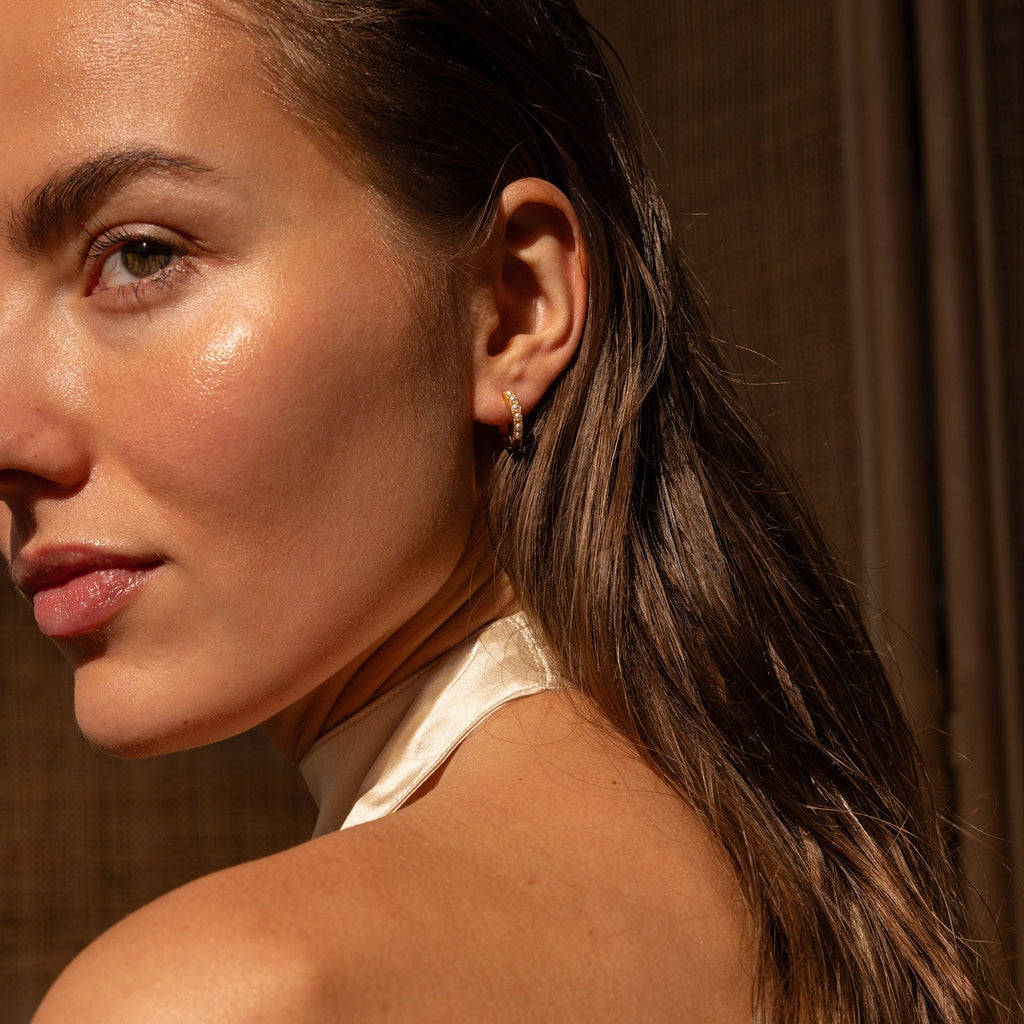 Essence Pearl Hoop Earrings