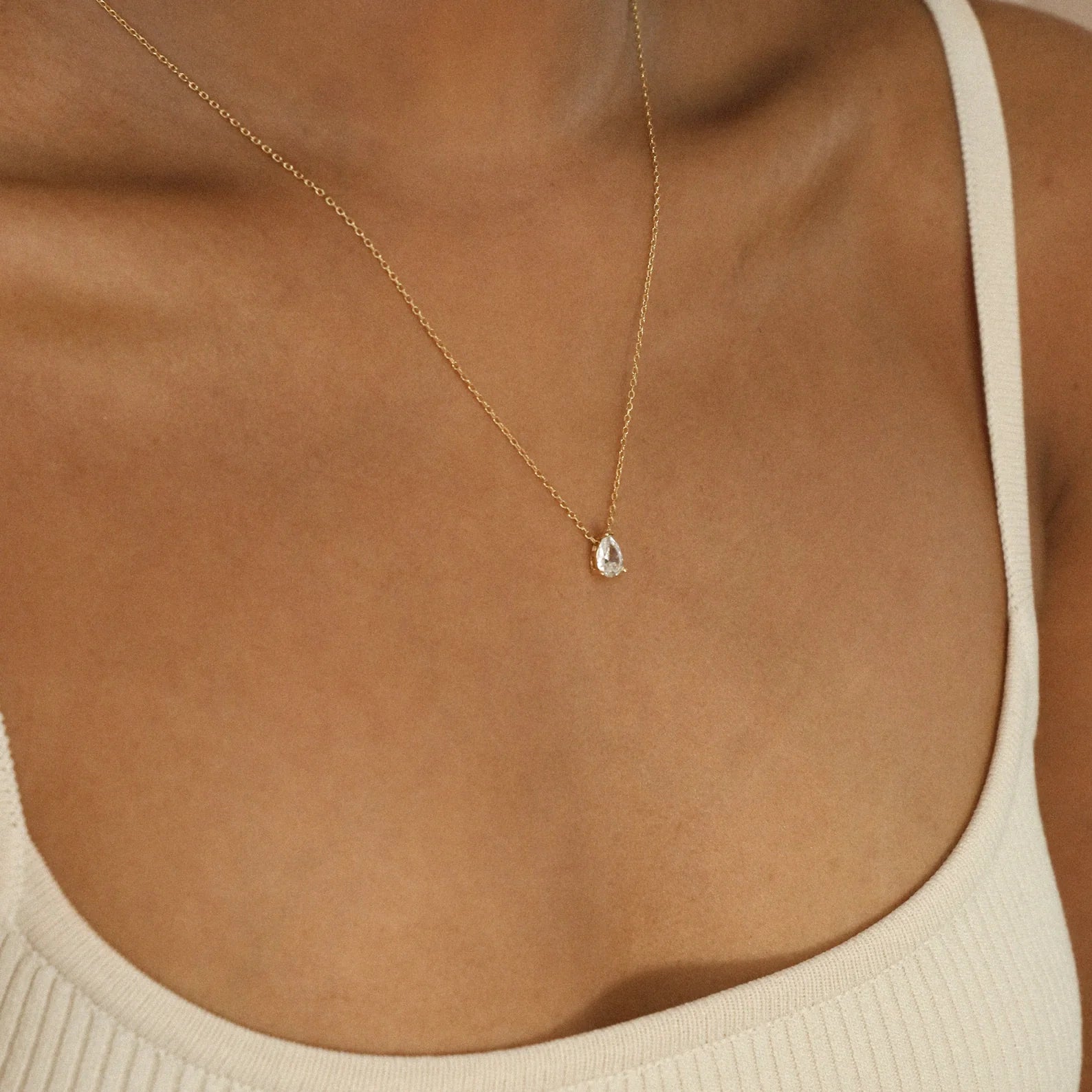 Élise diamond necklace