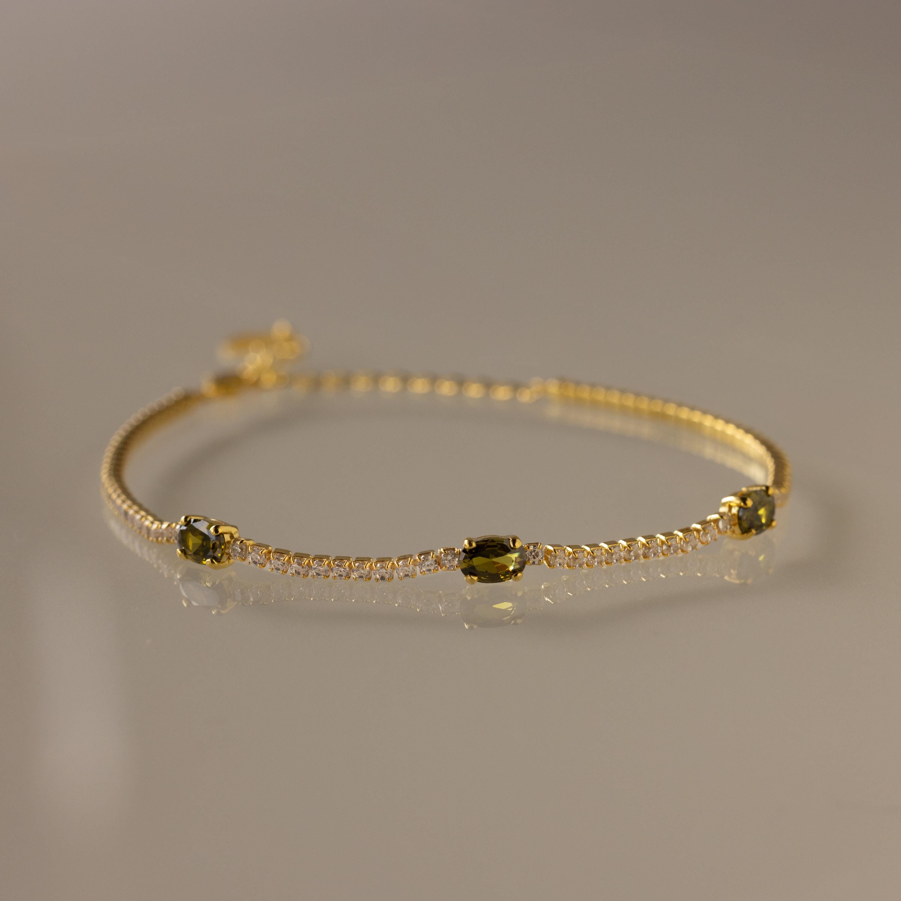 Elo de Luz bracelet, brilliant gemstone of the month