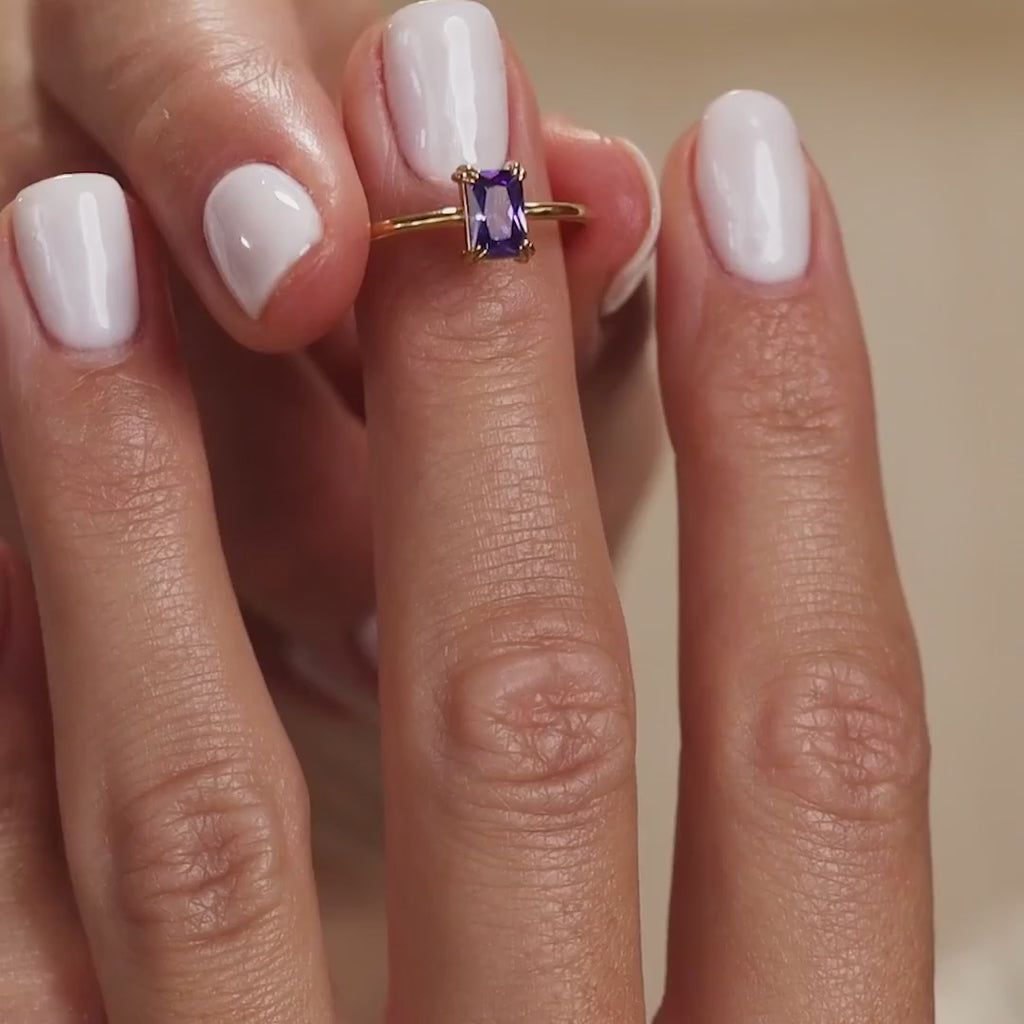 Ring with birthstone Ayla