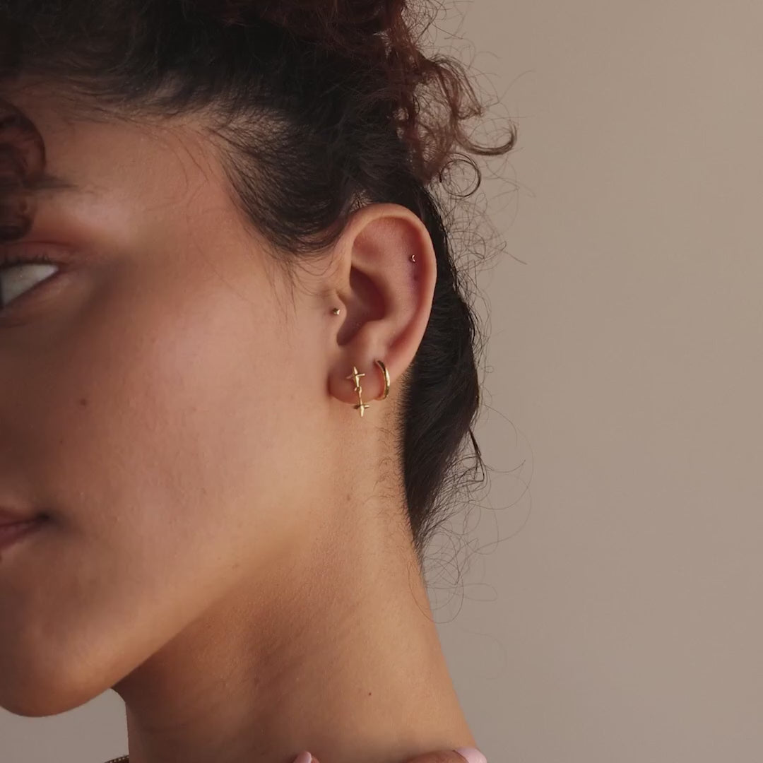 Pair of star earrings