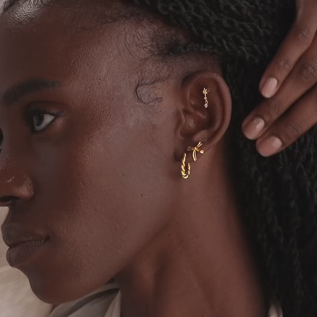 Delicate bow earrings