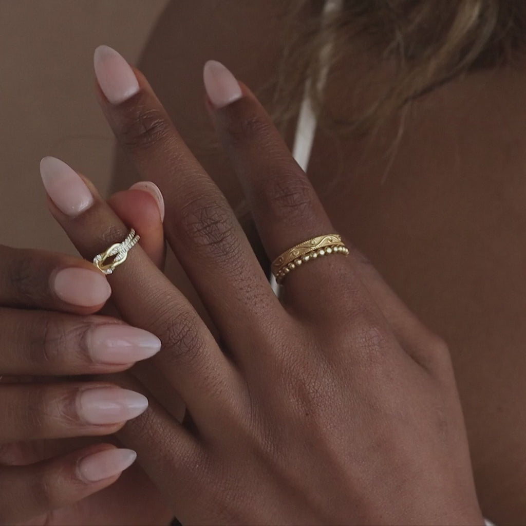 Brilliant Connection Ring